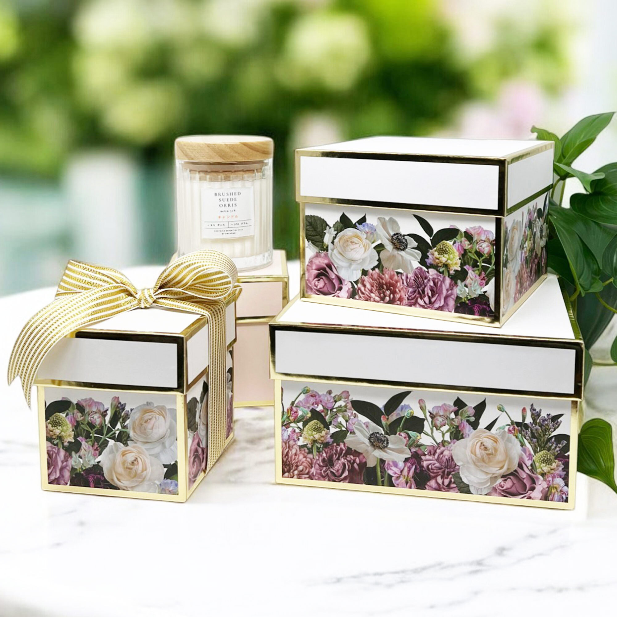 Finishing touches for bakery packaging &mdash; tissue and ribbon from Creative Bag
